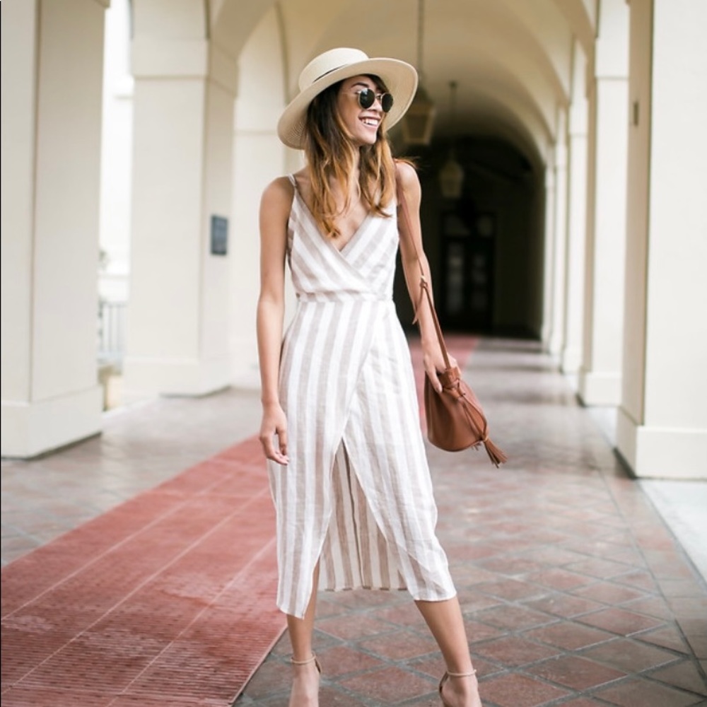 ASTR wrap tie dress size xs